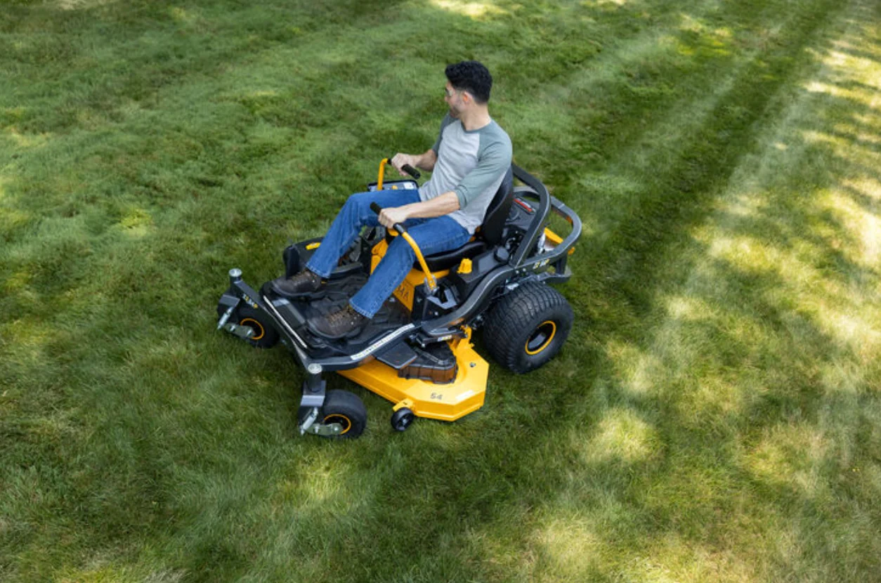 Cub Cadet Z2 54P | 54-in. 23 HP Zero-Turn Lawn Mower | 726cc Kawasaki Engine | Fabricated Deck (Open Box) - Image 8