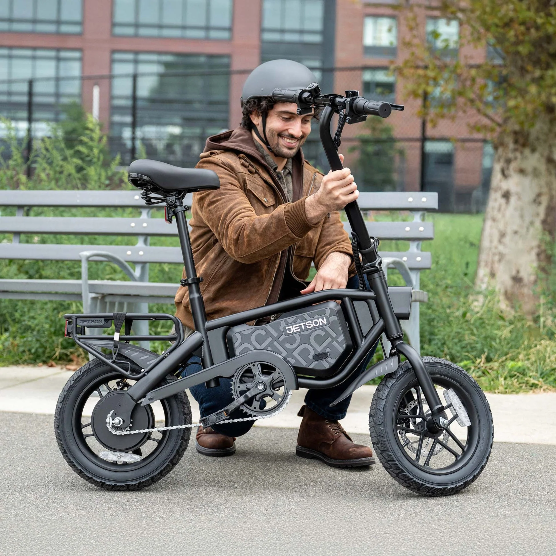 Jetson JBLTPM-BLK | Bolt Pro Max Electric Bike | 25 Miles Max Operating Range | 15.5 mph Max Speed - Image 3