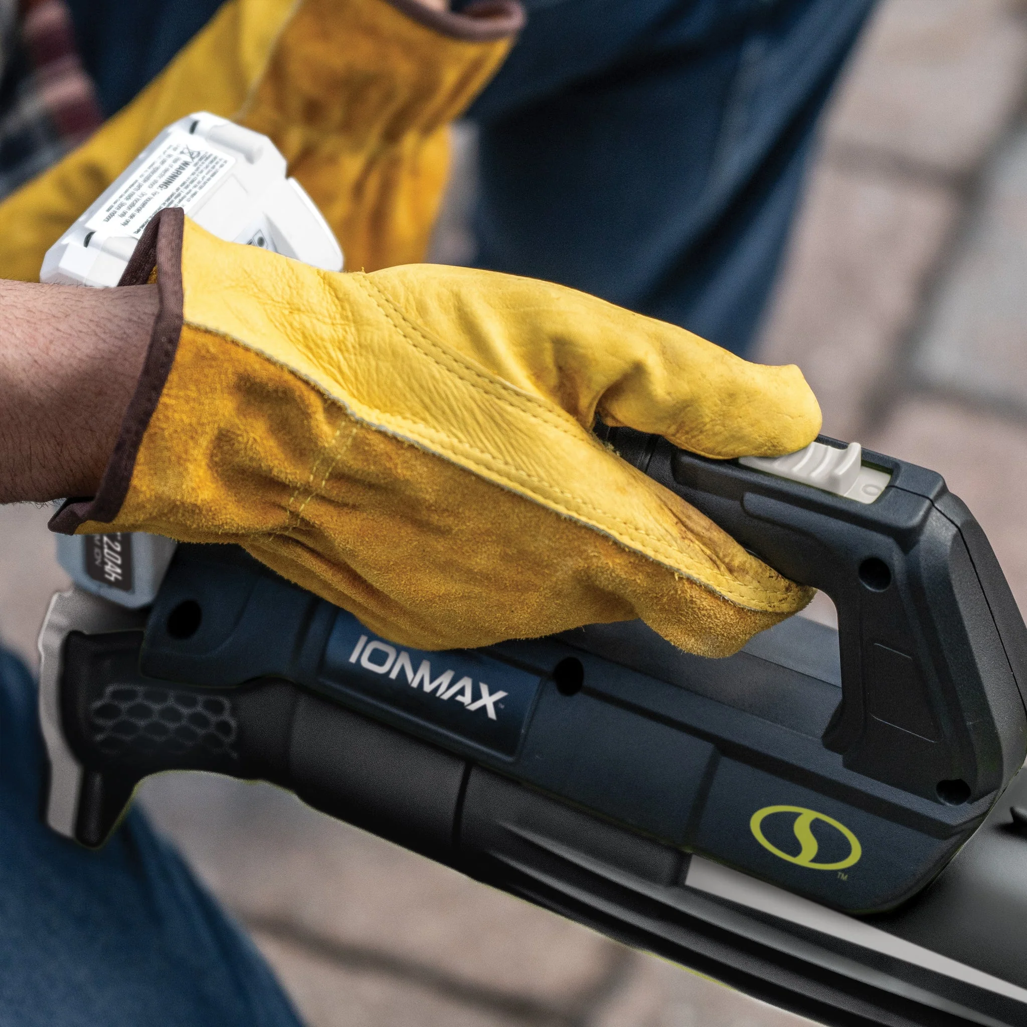 Restored Sun Joe 24V-TB-LTE 24-Volt iON Cordless Compact Turbine Jet Blower, Kit (w/ 2.0-Ah Battery + Quick Charger) (Remanufactured) - Image 7